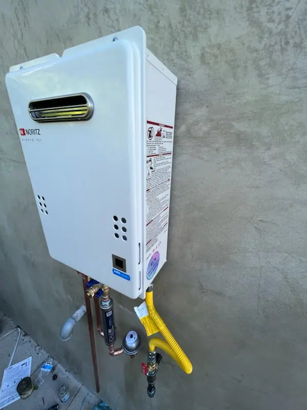 Tankless water heater installation for Golf homes